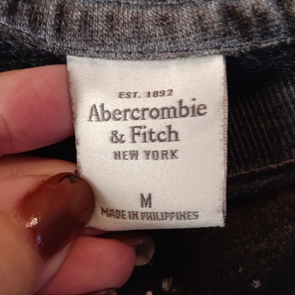 Name brand clothing for the whole family! - Picture 8 of 15